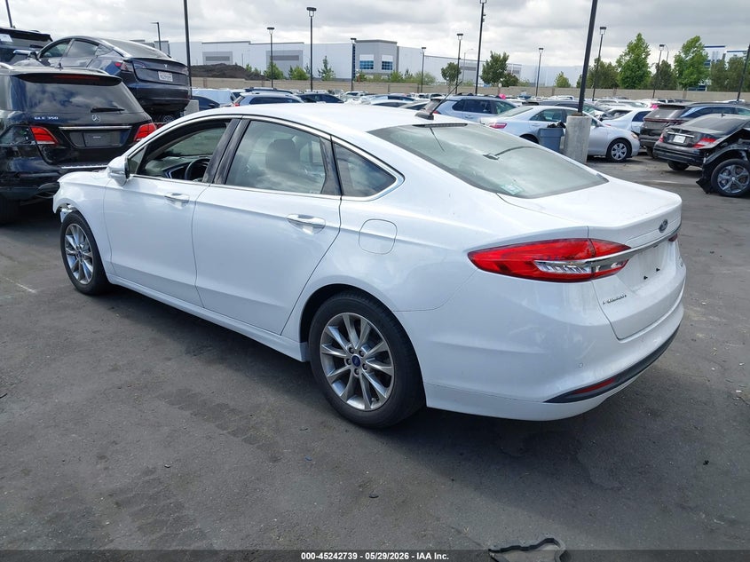 Vin: 3fa6p0hd2hr207195, lot: 45740530, ford fusion se 20173