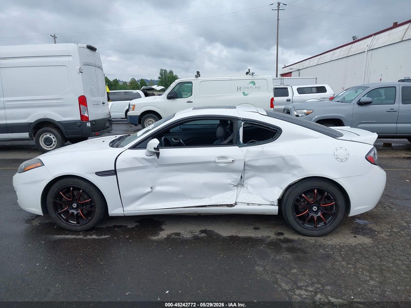 2008 Hyundai Tiburon Gt/Gt Limited/Se VIN: KMHHN66FX8U286863 Lot: 45242772