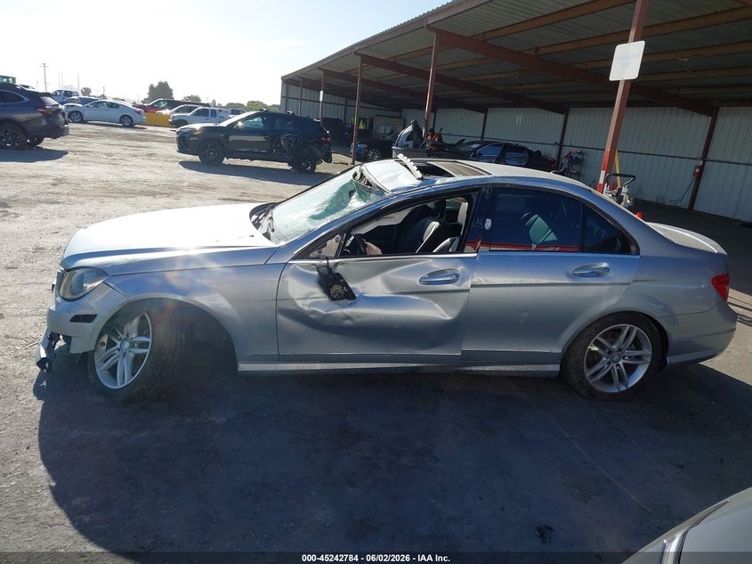 2013 Mercedes-Benz C 250 Sport VIN: WDDGF4HB8DG128838 Lot: 45242784