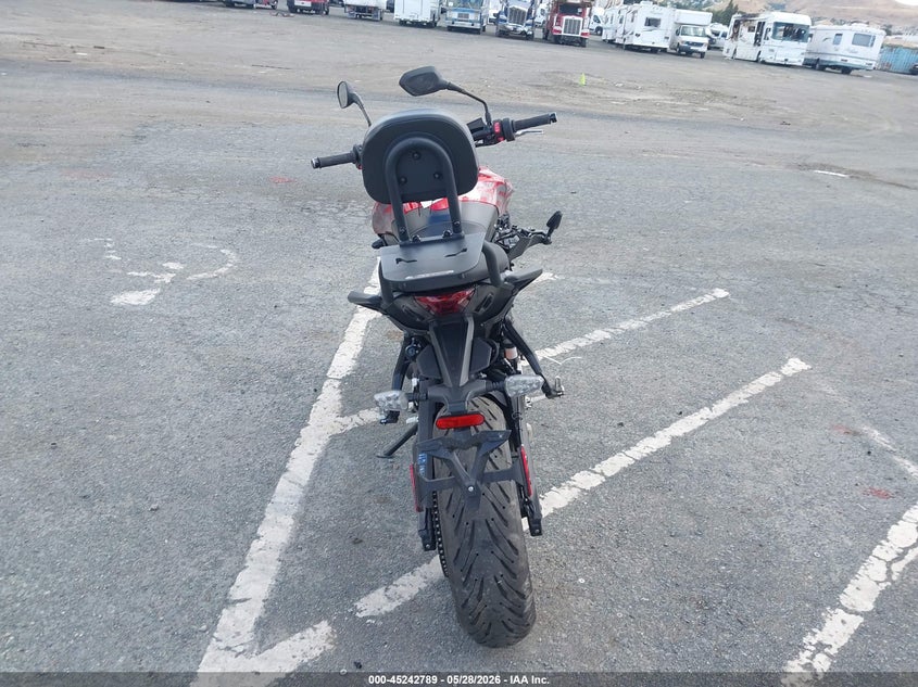 2025 TRIUMPH MOTORCYCLE TIGER auction photo 6