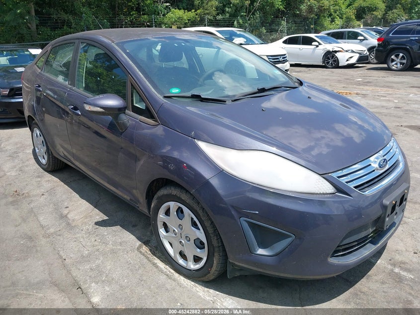 2013 FORD FIESTA SE