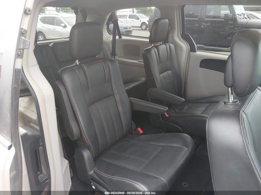 2014 Chrysler Town & Country Touring VIN: 2C4RC1BG3ER307092 Lot: 45242949
