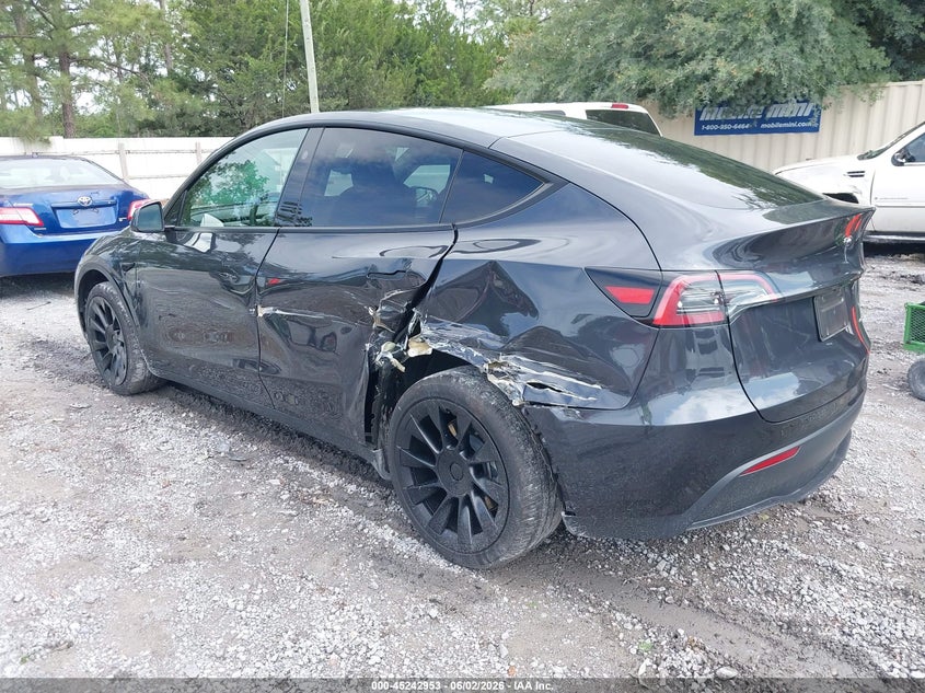 Vin: 7saygdee7rf034139, lot: 45740744, tesla model y long range dual motor all-wheel drive 20243