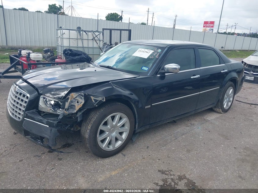 Vin: 2c3ca5cv0ah330656, lot: 45740753, chrysler 300 touring/signature series/executive series 20102