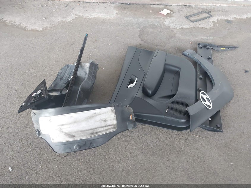 2024 HYUNDAI KONA LIMITED — Photo 12