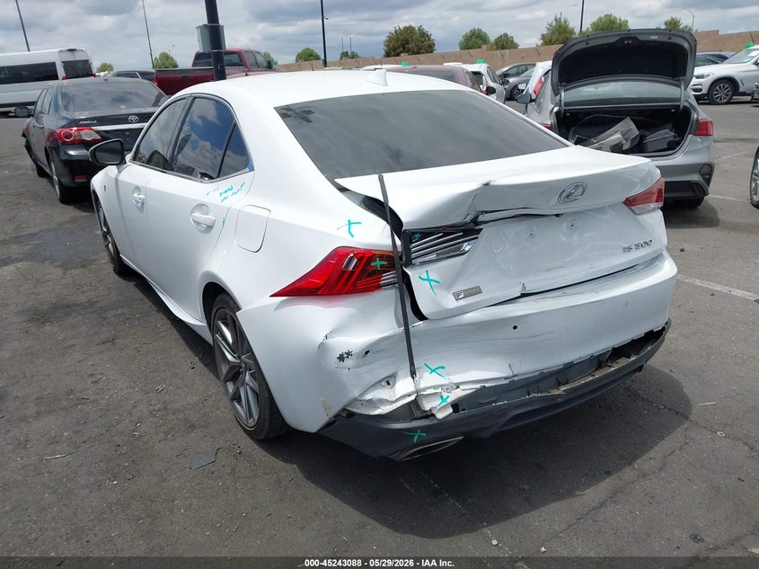 Vin: jthba1d26k5092677, lot: 45740879, lexus is 300 20193