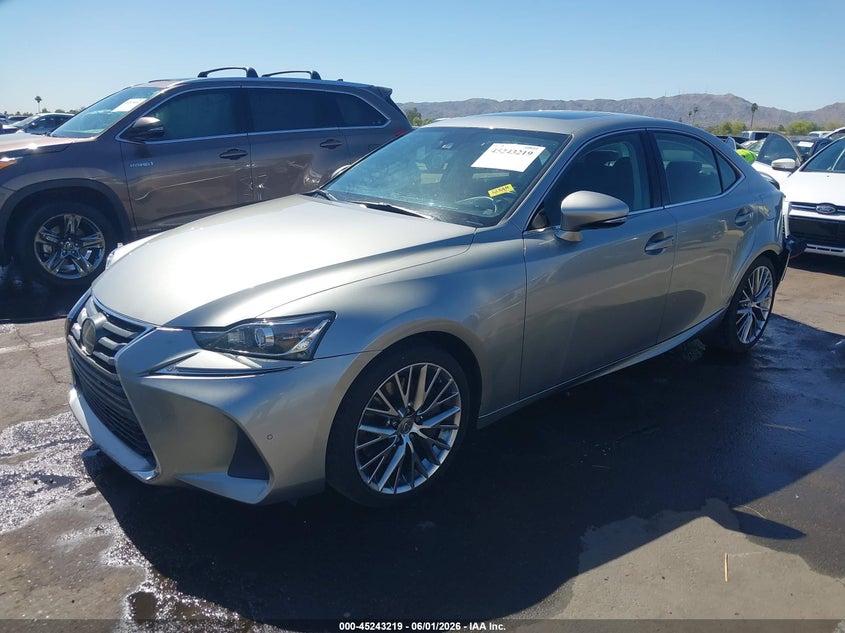 VIN: JTHBA1D29K5086114 2019 LEXUS IS 300