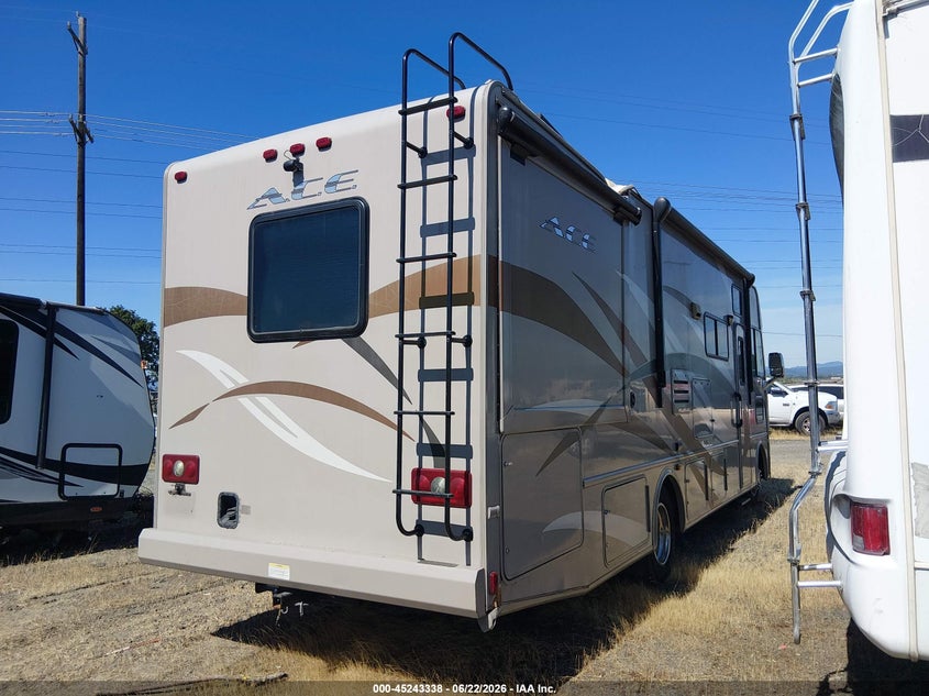 2013 FORD F53 auction photo 4