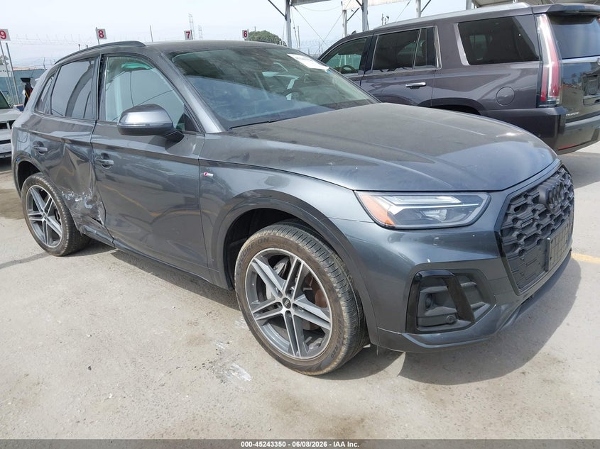 Vin: wa1e2bfy5p2072958, lot: 45741141, audi q5 premium plus 55 tfsi e s line quattro s tronic 2023 img_1