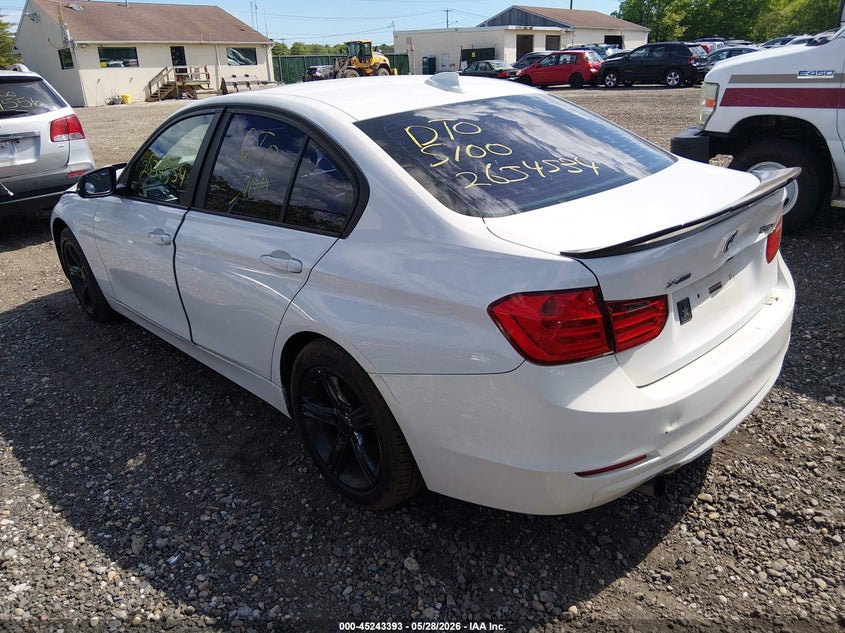 Vin: wba3b5g57dns01633, lot: 45741184, bmw 328i xdrive 20133