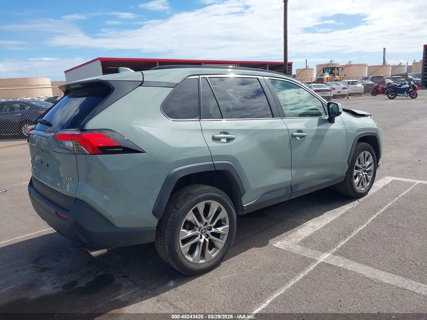 VIN JTMC1RFVXKJ016673 2019 TOYOTA RAV4 XLE PREMIUM