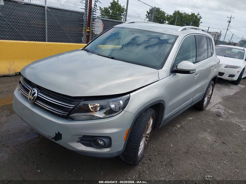 2012 Volkswagen Tiguan Se WVGBV7AX2CW529431 photo 1