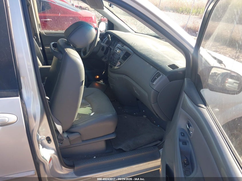 2004 MAZDA MPV auction photo 5