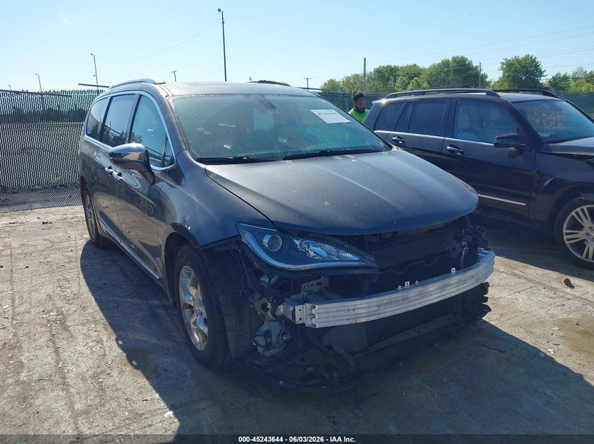 Vin: 2c4rc1gg8jr357635, lot: 45741447, chrysler pacifica limited 2018 img_1