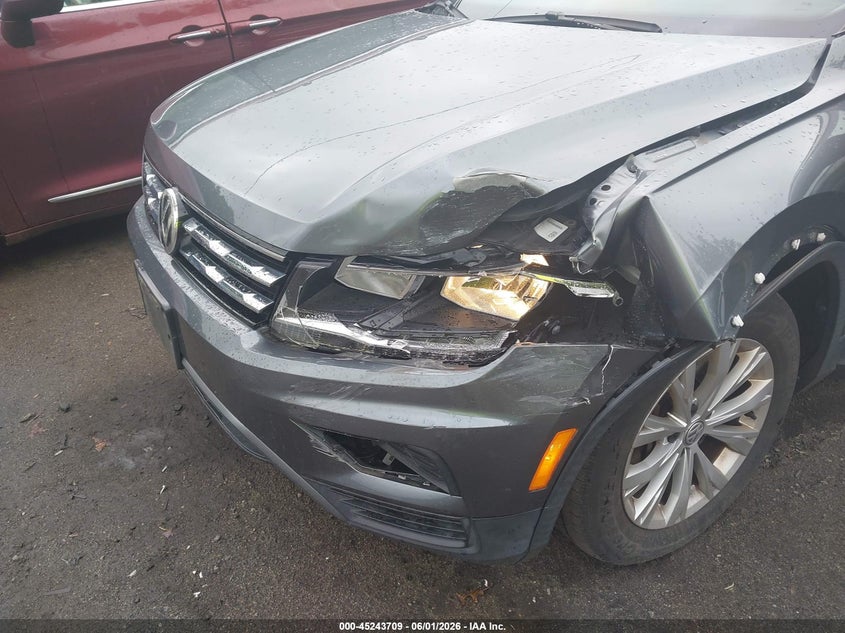 2018 VOLKSWAGEN TIGUAN auction photo 6