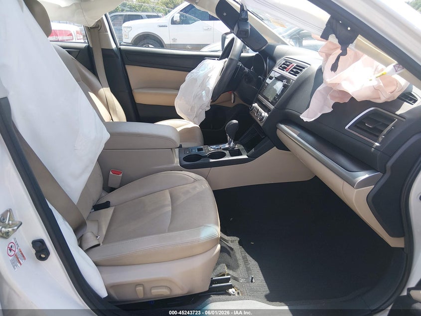 2017 SUBARU LEGACY auction photo 5