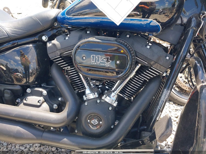 2022 Harley-Davidson Flhcs VIN: 1HD1YBK18NB050587 Lot: 45243756