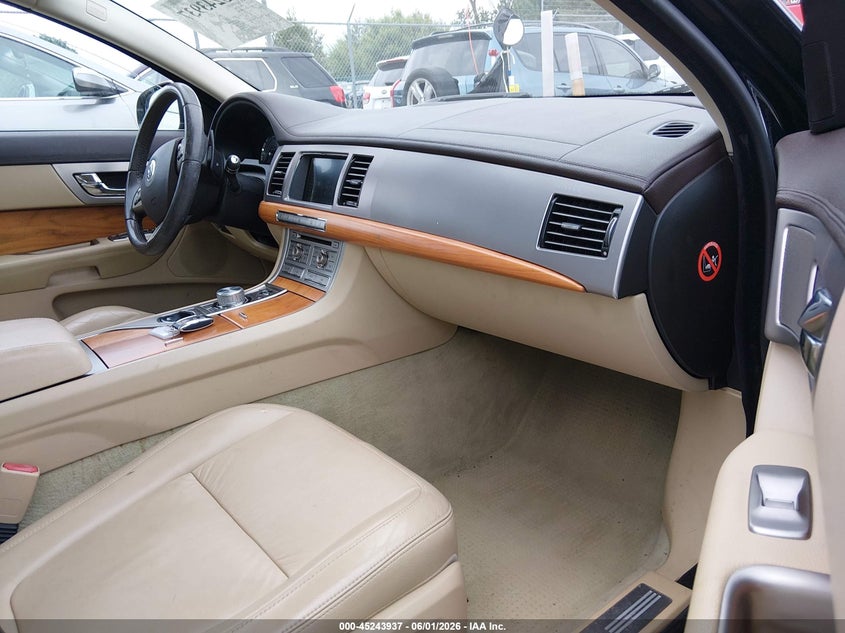 AtlanticExpress - Jaguar XF