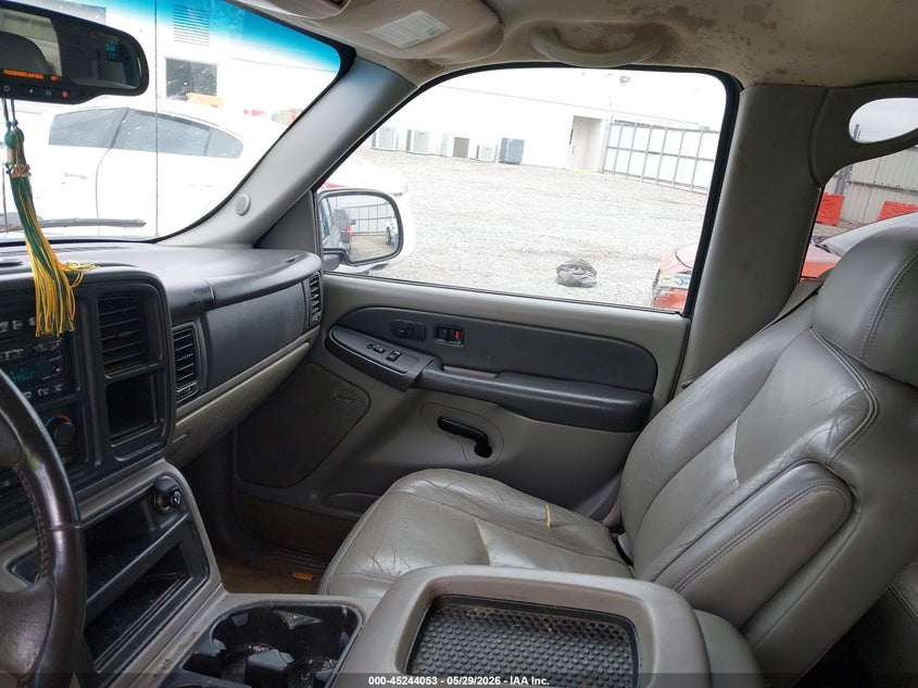 2003 CHEVROLET SUBURBAN 1500 — zdjęcie 5