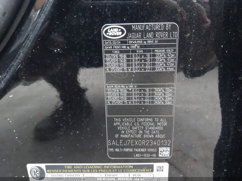 2024 Land Rover Defender 110 P300 VIN: SALEJ7EX0R2340132 Lot: 45244060