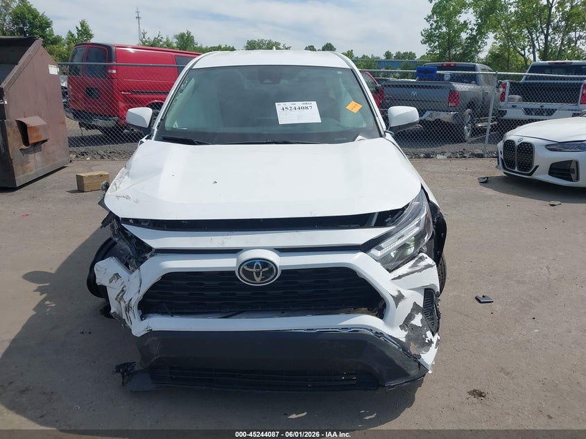 AtlanticExpress - Toyota RAV4