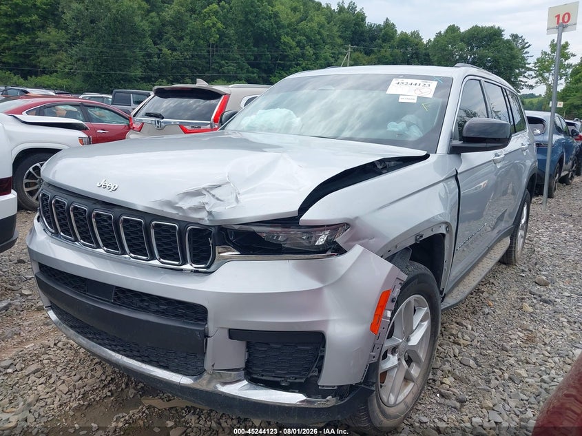 2024 JEEP GRAND CHEROKEE L auction photo 2