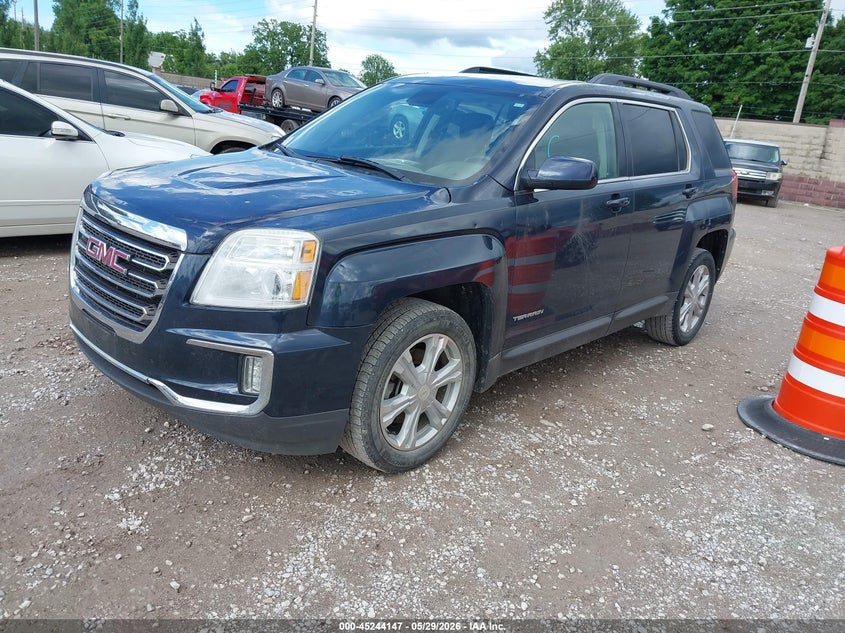 2017 GMC TERRAIN auction photo 2