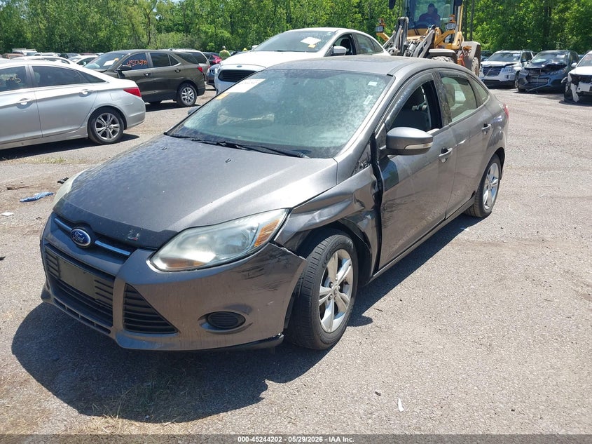 Vin: 1fadp3f27dl351019, lot: 45742005, ford focus se 20132