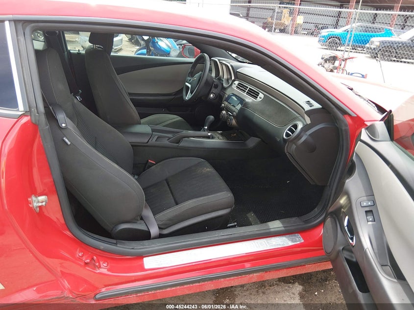 2015 CHEVROLET CAMARO auction photo 5