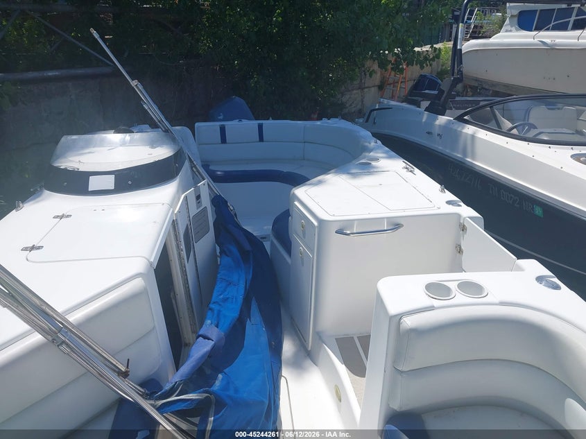 1999 COBIA 24' auction photo 5
