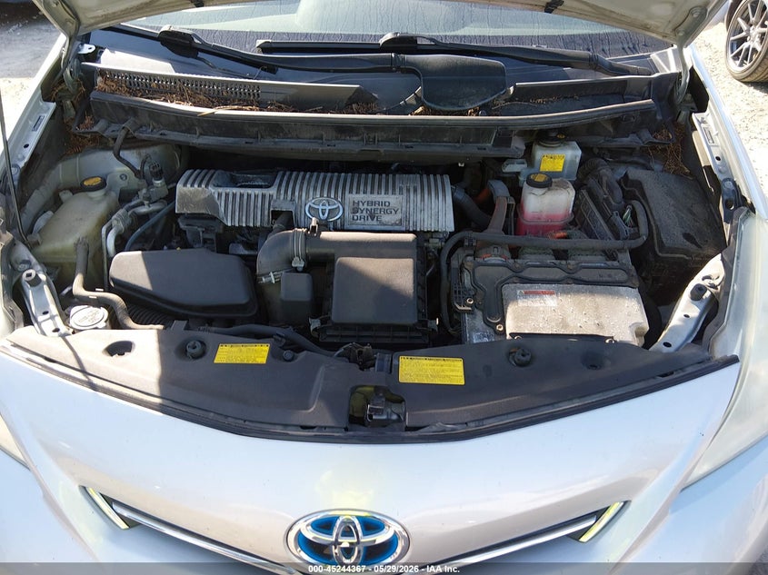 2012 Toyota Prius v 1.8 Prius V Two silver Lot 111045244367 Vin JTDZN3EU5C3064771