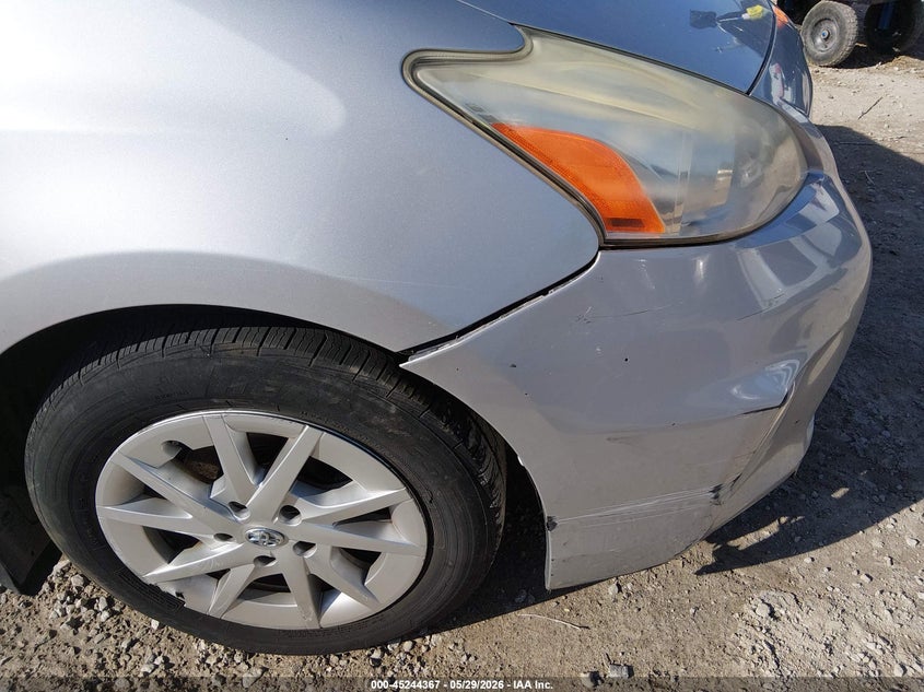 2012 Toyota Prius v 1.8 Prius V Two silver Lot 111045244367 Vin JTDZN3EU5C3064771