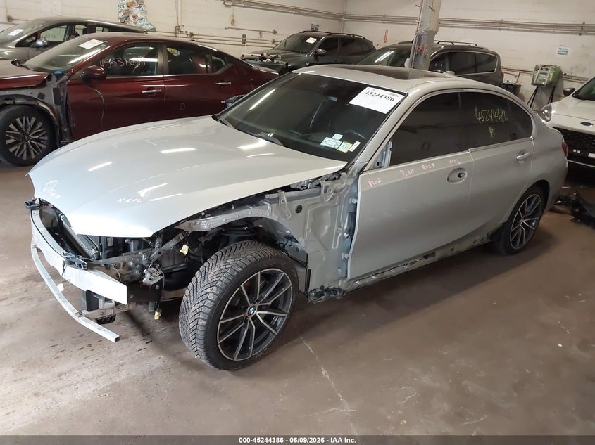 Vin: wba5r7c0xmfk57604, lot: 45742189, bmw 330i xdrive 20212