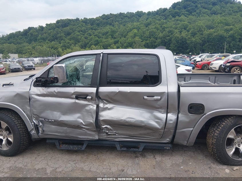 2019 Ram 1500 Laramie VIN: 1C6SRFJT3KN747020 Lot: 45244574