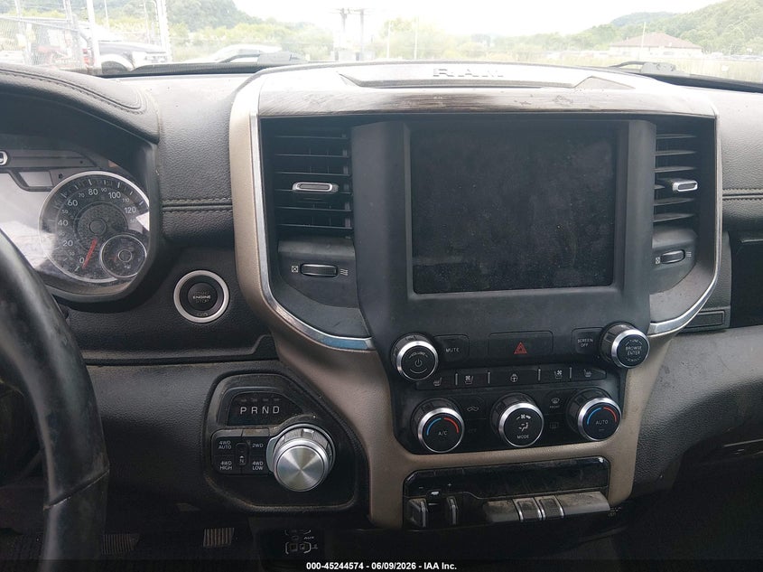 2019 Ram 1500 Laramie VIN: 1C6SRFJT3KN747020 Lot: 45244574