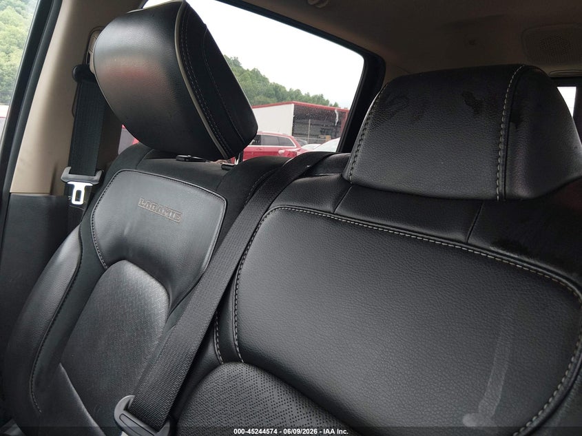 2019 Ram 1500 Laramie VIN: 1C6SRFJT3KN747020 Lot: 45244574