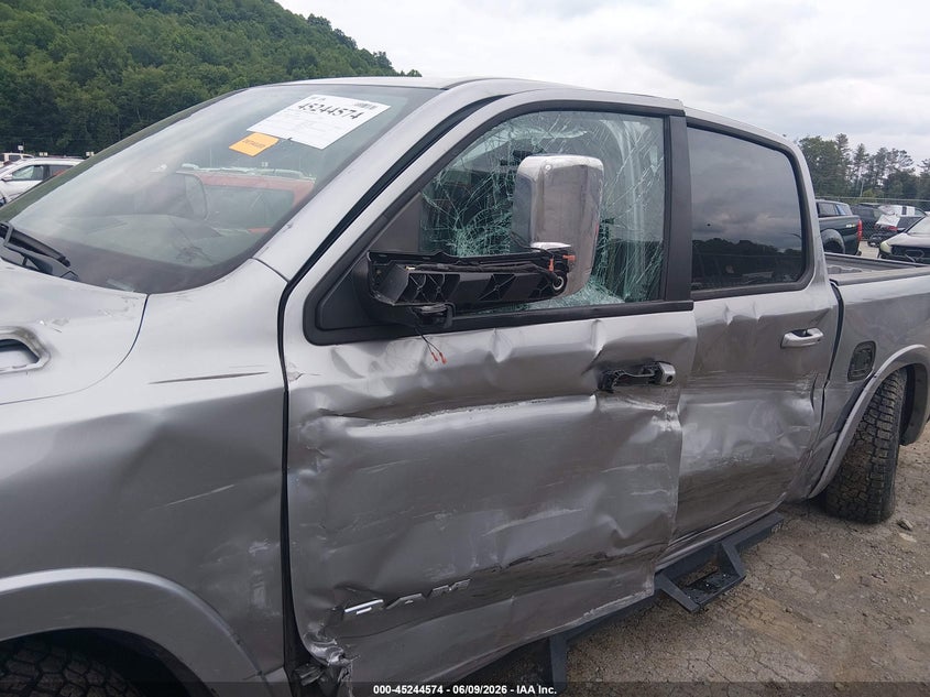 2019 Ram 1500 Laramie VIN: 1C6SRFJT3KN747020 Lot: 45244574