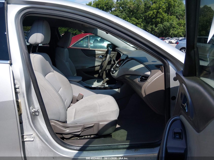 2020 CHEVROLET MALIBU auction photo 5