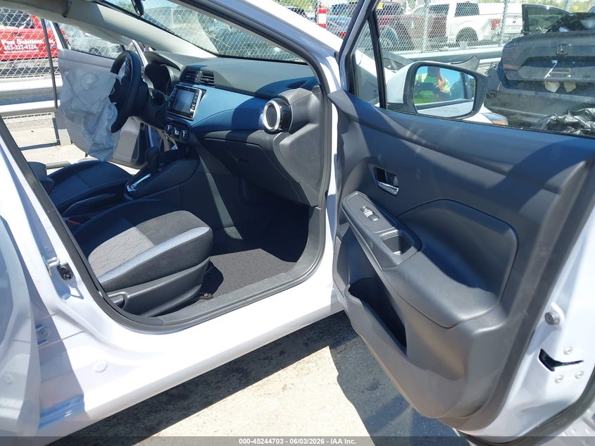 2025 NISSAN VERSA auction photo 5