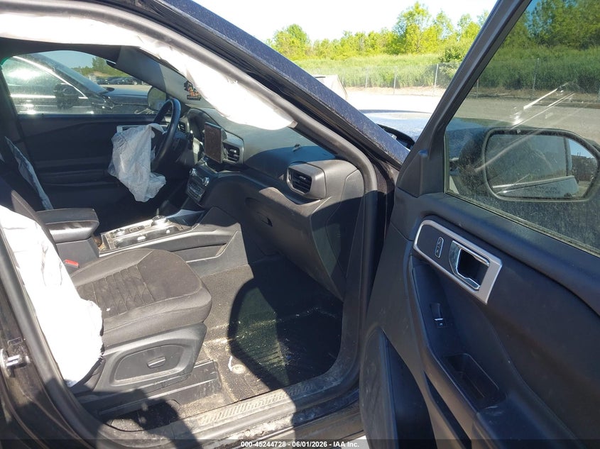 2020 FORD EXPLORER auction photo 5