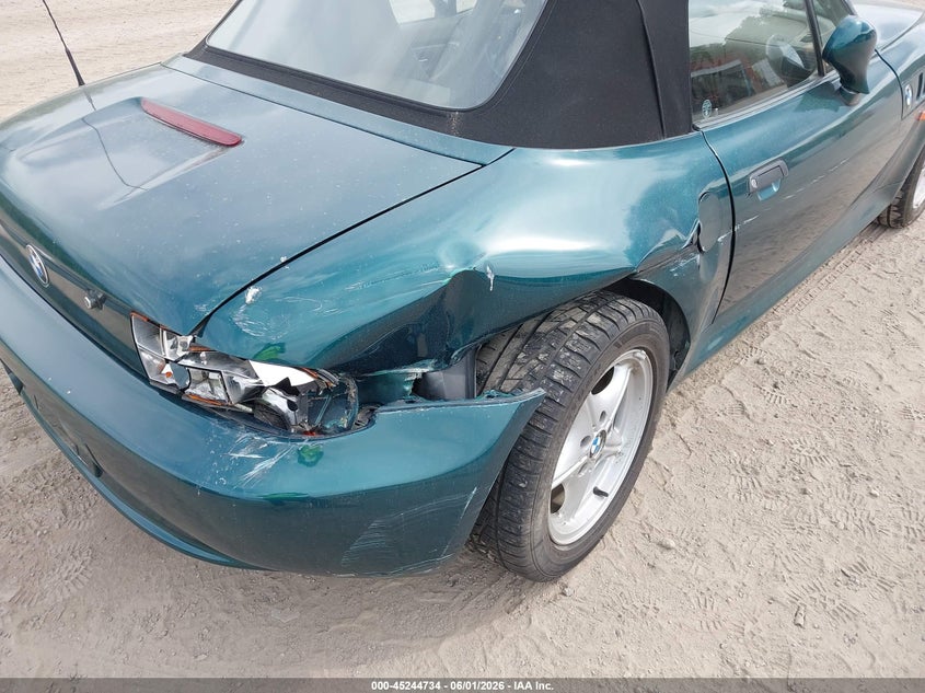 1999 BMW Z3 2.3 VIN: 4USCH9331XLF80400 Lot: 45244734