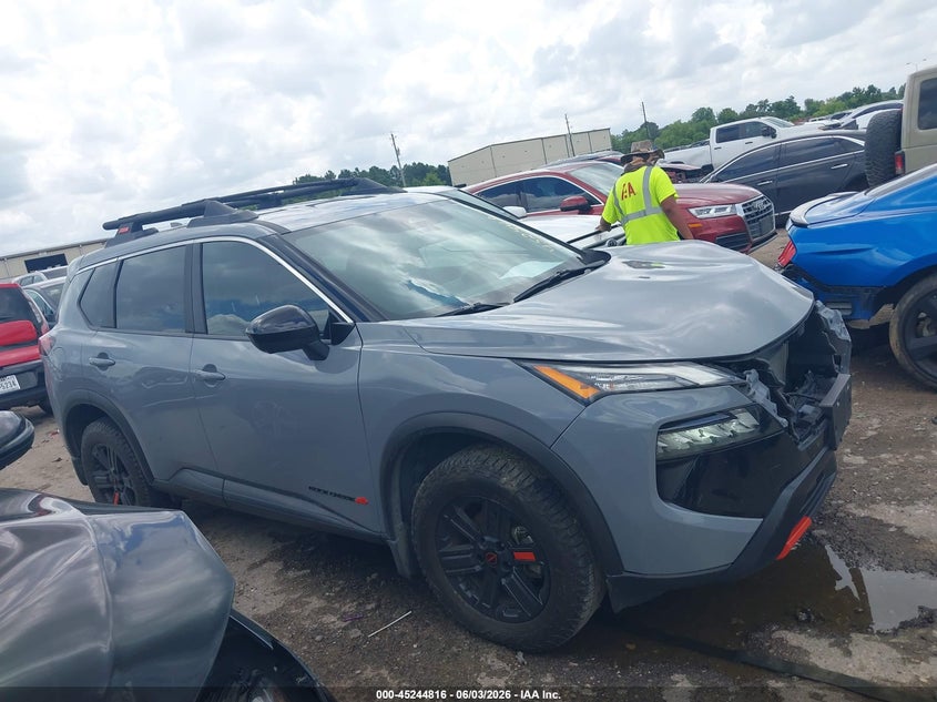 2025 NISSAN ROGUE ROCK CREEK — Photo 13