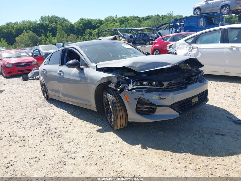 2023 KIA K5 auction photo 1