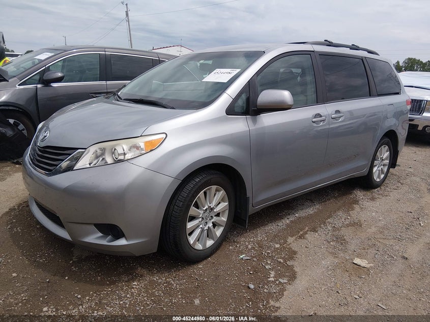 Vin: 5tdjk3dc7ds055360, lot: 45742783, toyota sienna le 7 passenger 20132