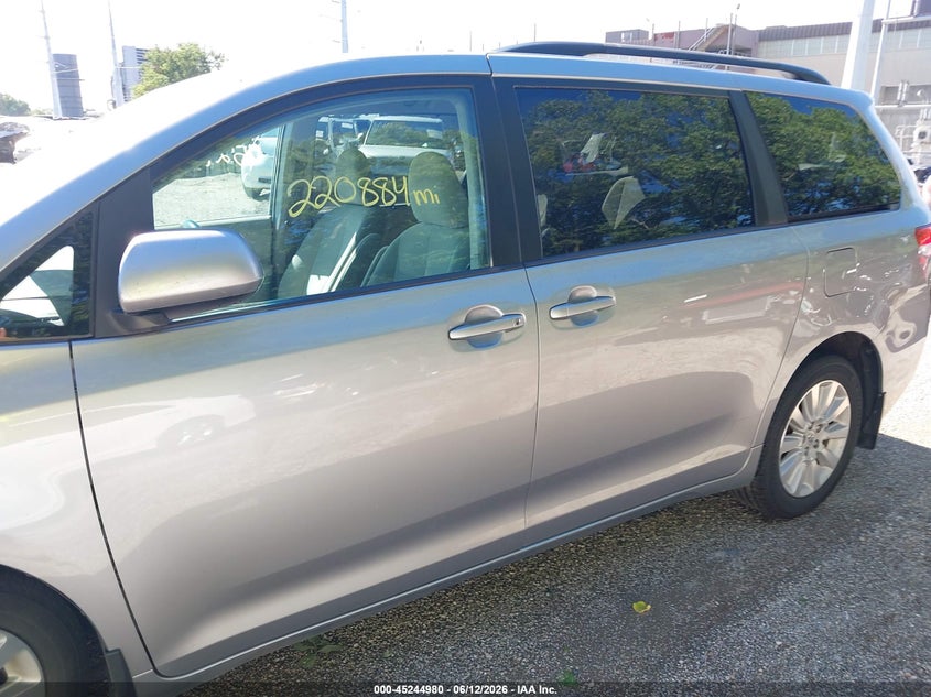 AtlanticExpress - Toyota Sienna
