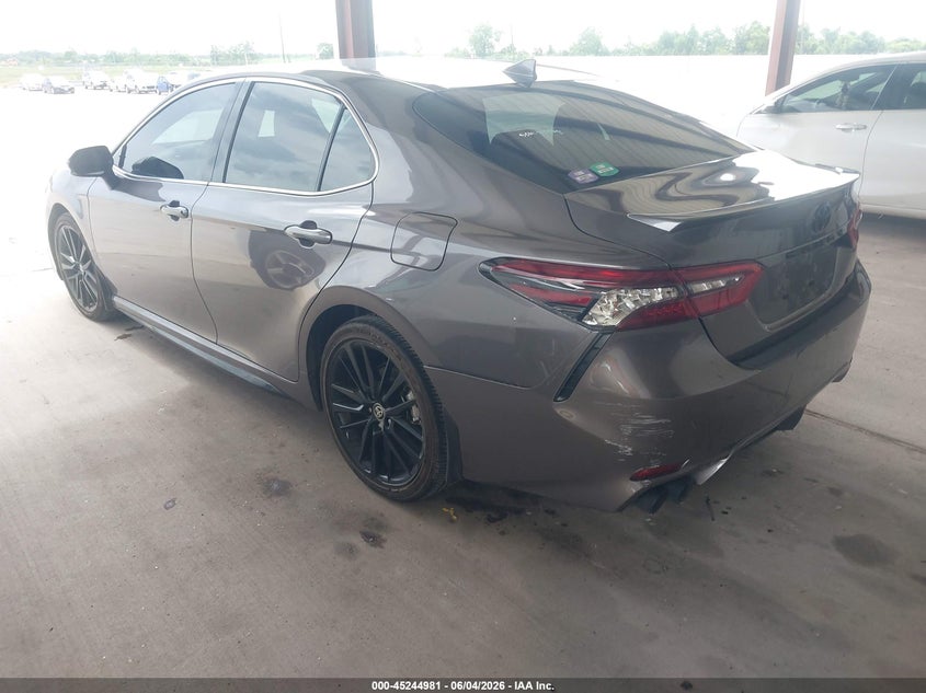 2023 TOYOTA CAMRY auction photo 3