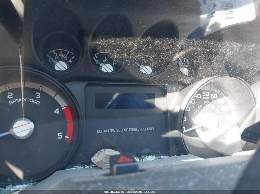 1FT7X2BT4CEA53014 2012 Ford F250 6.7 F-250 Xlt white