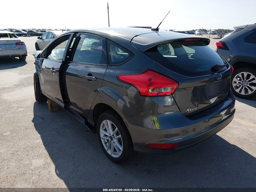 Vin: 1fadp3k29fl318158, lot: 45742903, ford focus se 20153