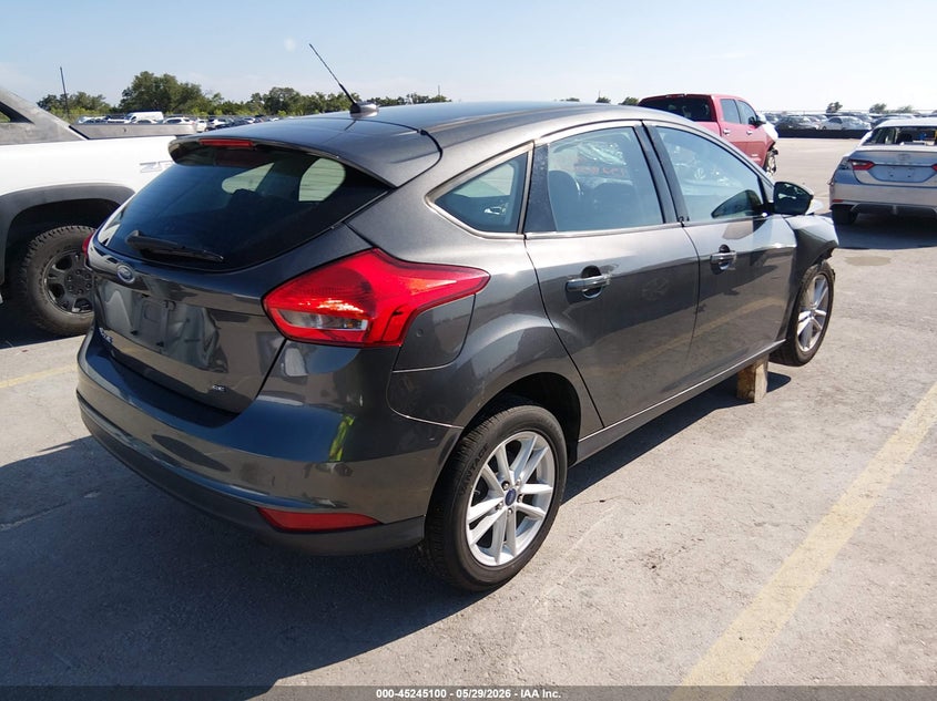 Vin: 1fadp3k29fl318158, lot: 45742903, ford focus se 20154