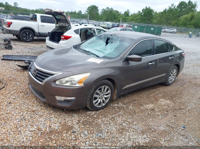 Vin: 1n4al3ap1fn863755, lot: 45742926, nissan altima 2.5 s 20152